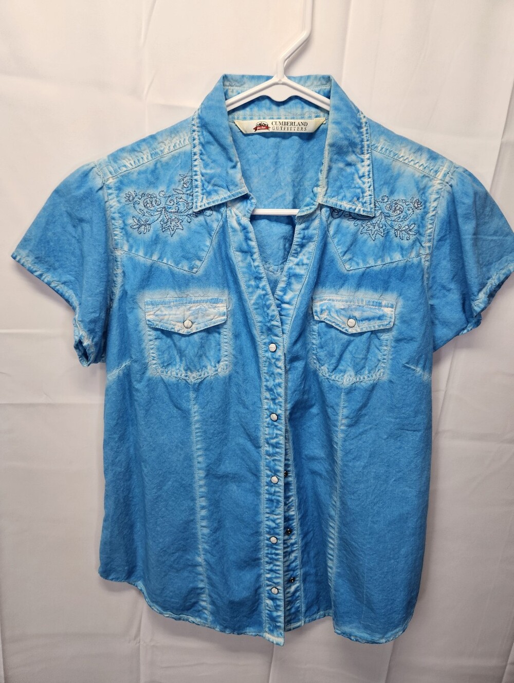 Cumberland Outfitters Light Blue Embroidered Western Shirt NWOT Large